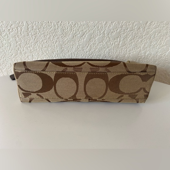 Y2K Signature Coach Brown & Tan Bag - Picture 5 of 9